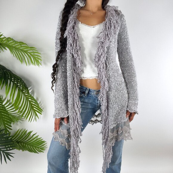 Vintage Gray Wool Cottagecore Shabby Chic Whimsigoth Knit Sweater Cardigan / M - Picture 1 of 8